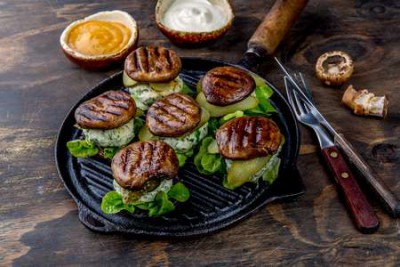 fotolia_199270390_m_grilled-portobello.jpg